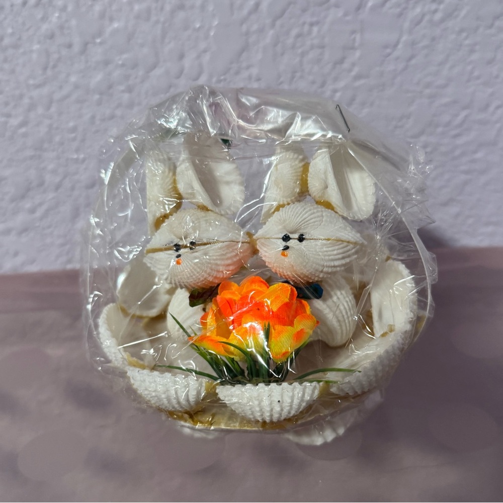 Handmade Seashell Dog - Picture 3 of 3